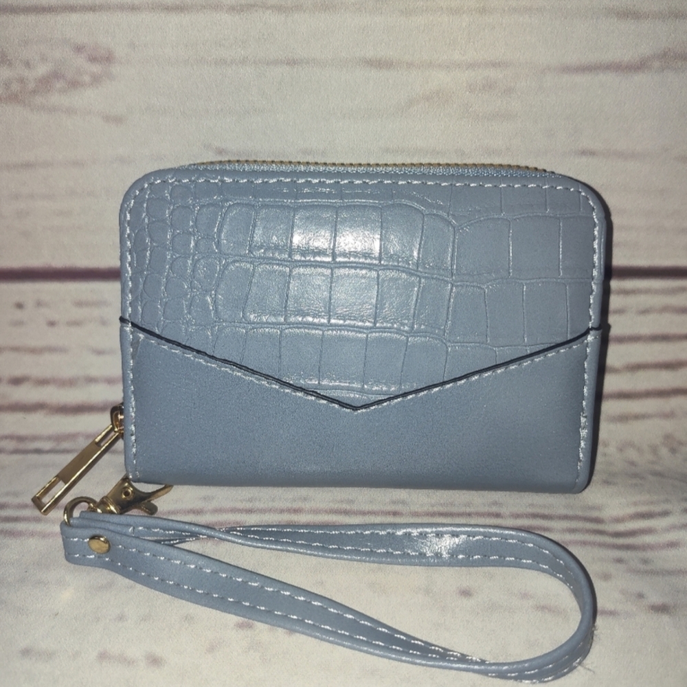 Blue Croc-Embossed Women's Mini Clutch Wallet